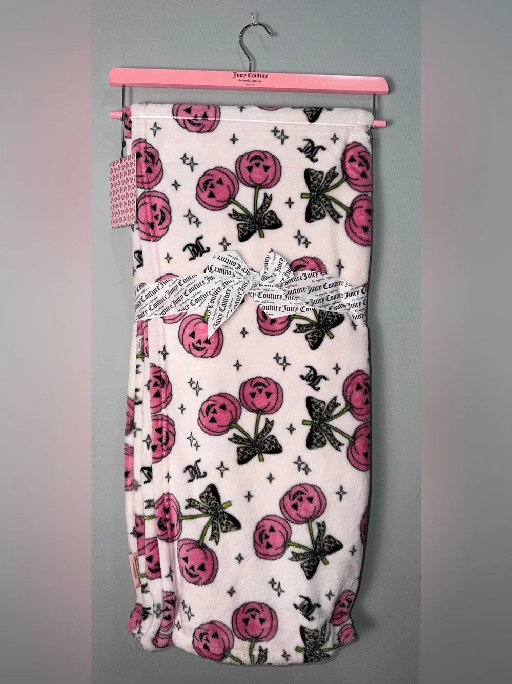 Juicy Couture Pink Pumpkin Print Plush Throw